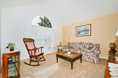 294 Farmview Road Nazareth, PA 18064 - Photo 9 of 18 Gallery Image 9