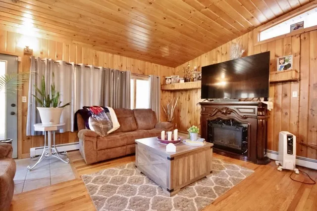 $350,000 | 19 West Mitchell, Smallwood, NY 12778