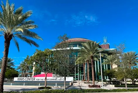 $369,000 | 580 South Sapodilla Avenue, Unit 304, West Palm Beach, FL 33401