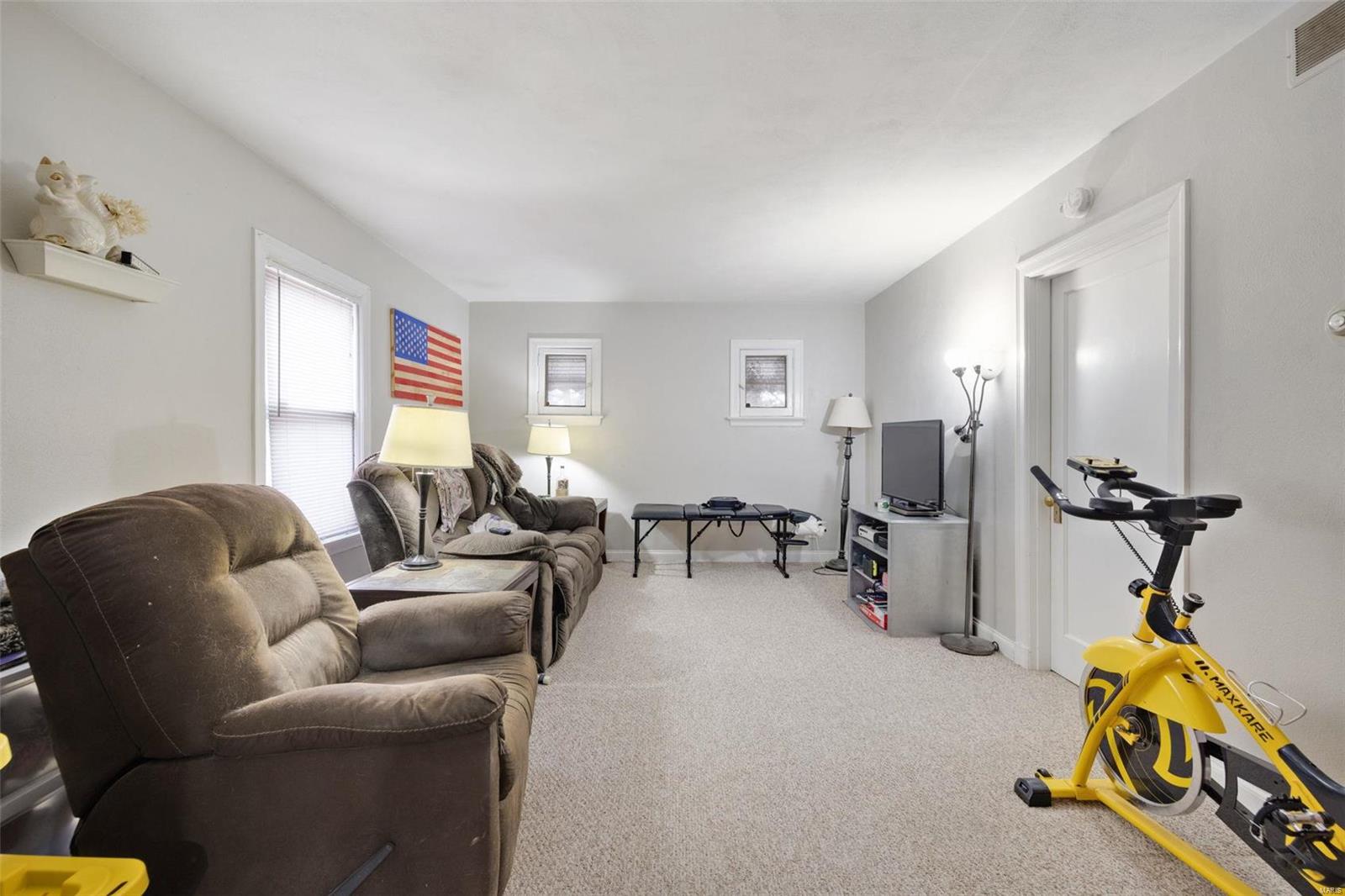 300 Susan Road St. Louis, MO 63129 - Photo 8 of 25