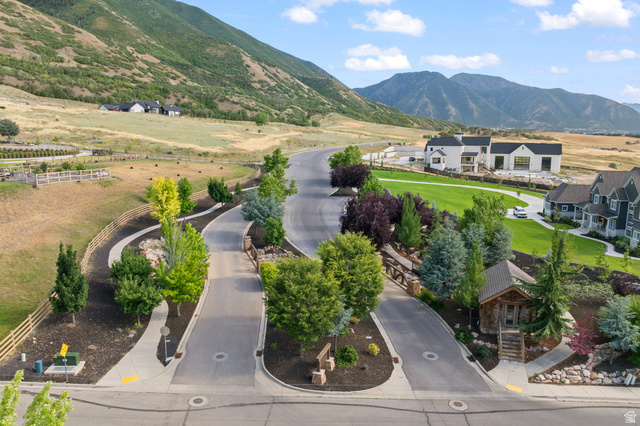 1326 East Little Court Mapleton, UT 84664 - Photo 10 of 15 Community Entrance