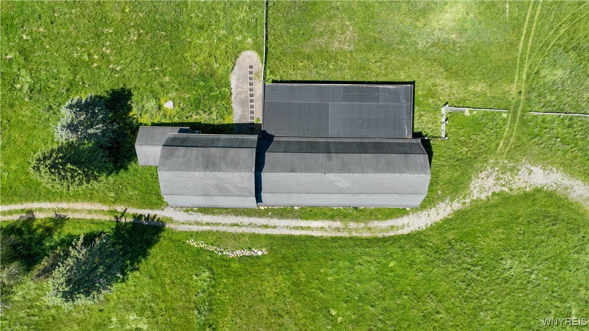 976 Davis Road East Aurora, NY 14052 - Photo 11 of 36