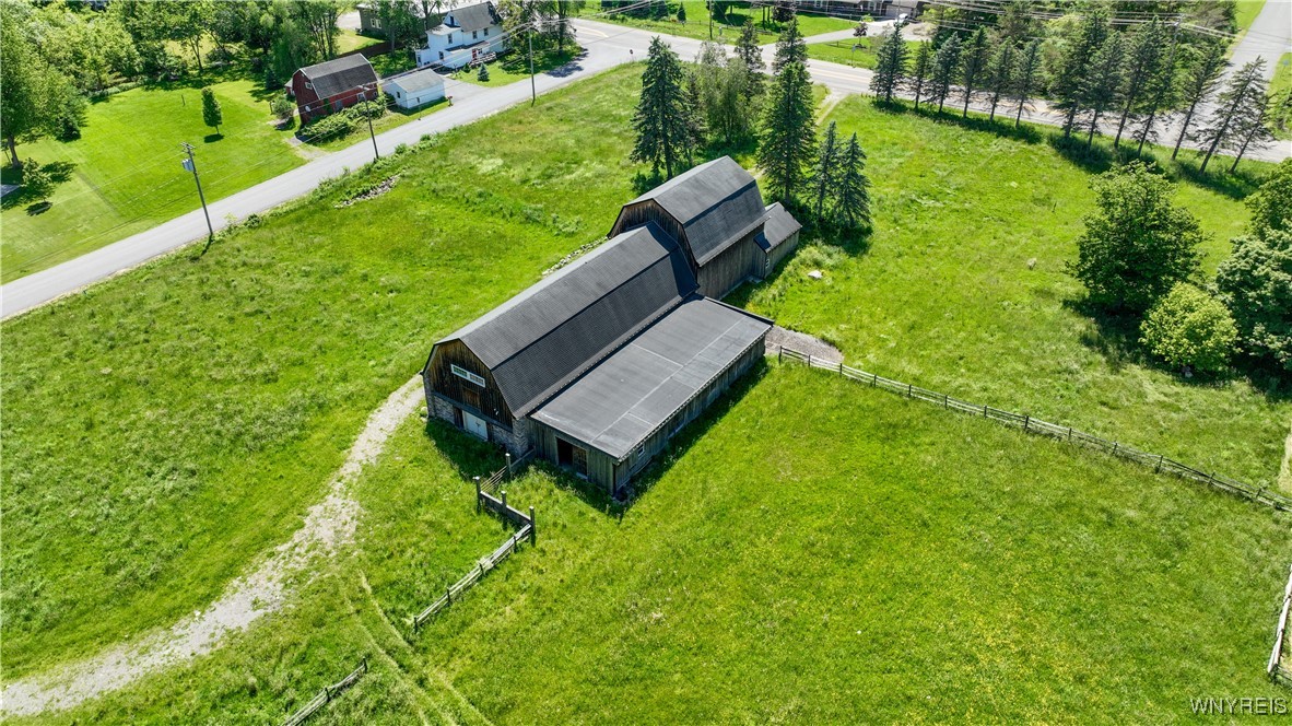 976 Davis Road East Aurora, NY 14052 - Photo 14 of 36