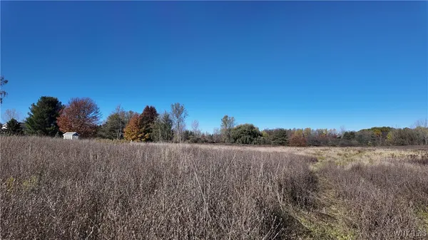 $899,900 | 976 Davis Road, East Aurora, NY 14052
