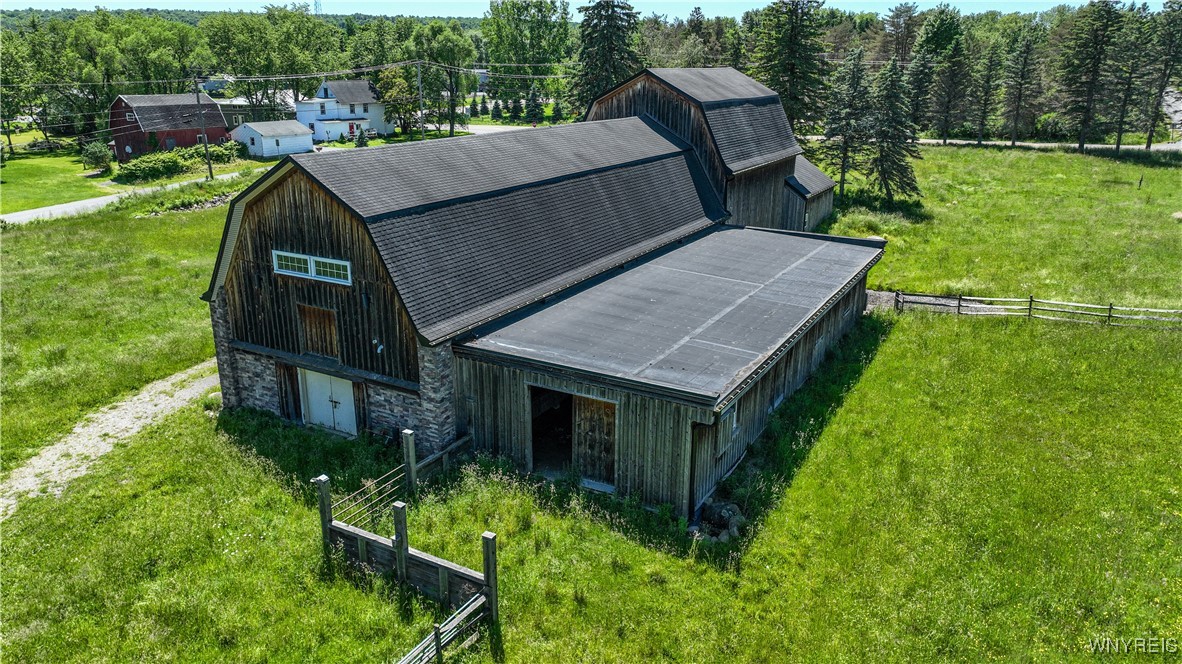 976 Davis Road East Aurora, NY 14052 - Photo 5 of 36