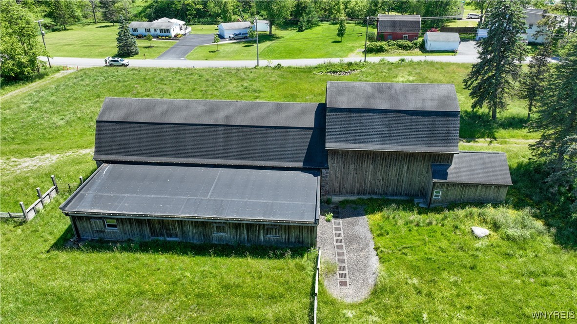 976 Davis Road East Aurora, NY 14052 - Photo 8 of 36