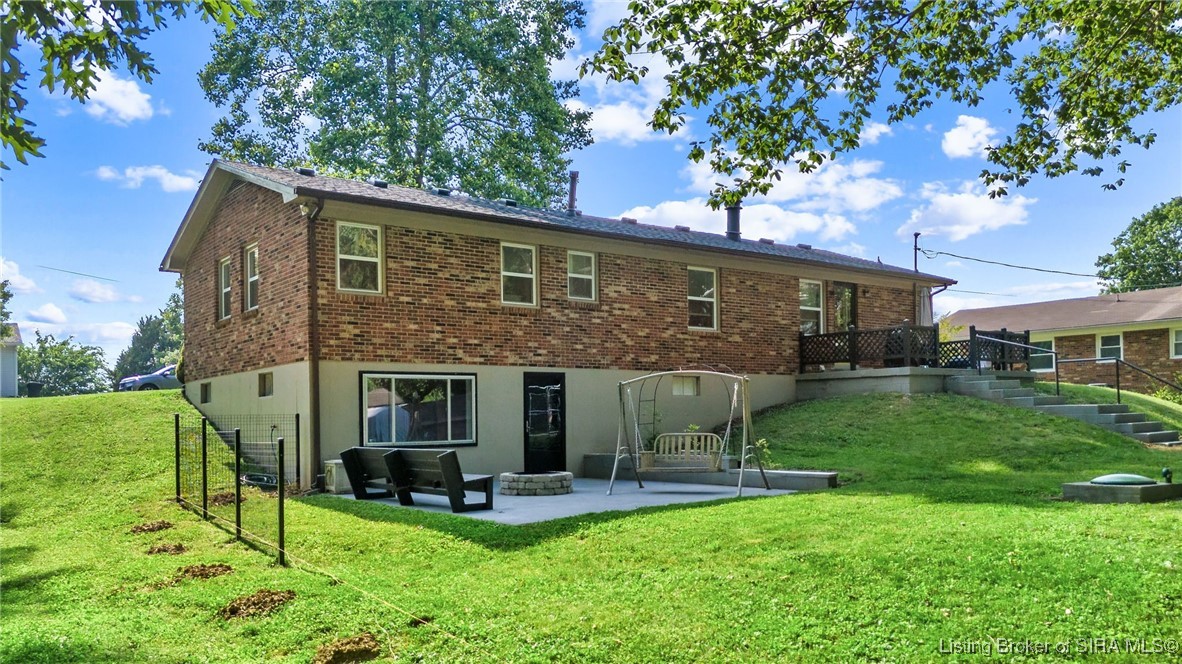 32 Cruse Loop Corydon, IN 47112 - Photo 4 of 47 Gallery Image 4