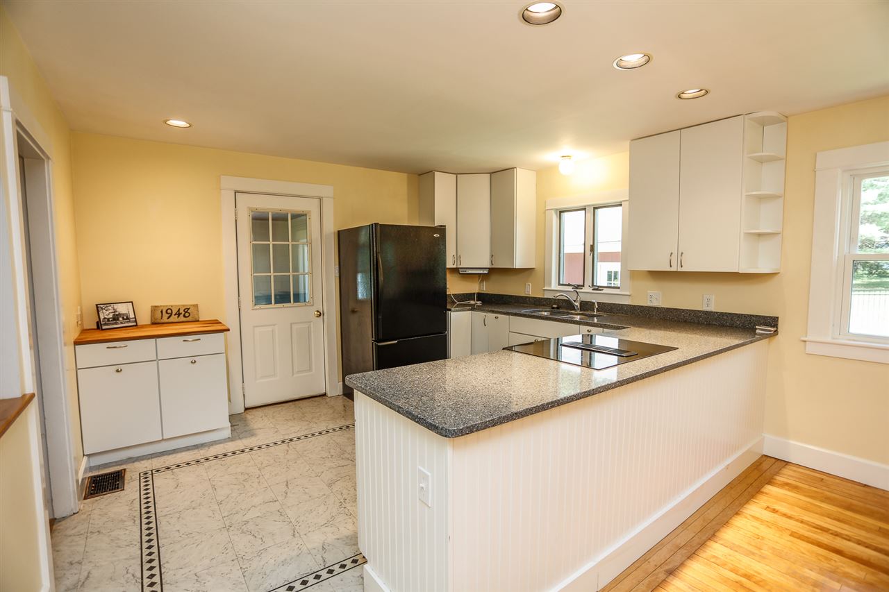 537 Upper Straw Road Hopkinton, NH 03229 - Photo 13 of 40 Gallery Image 13