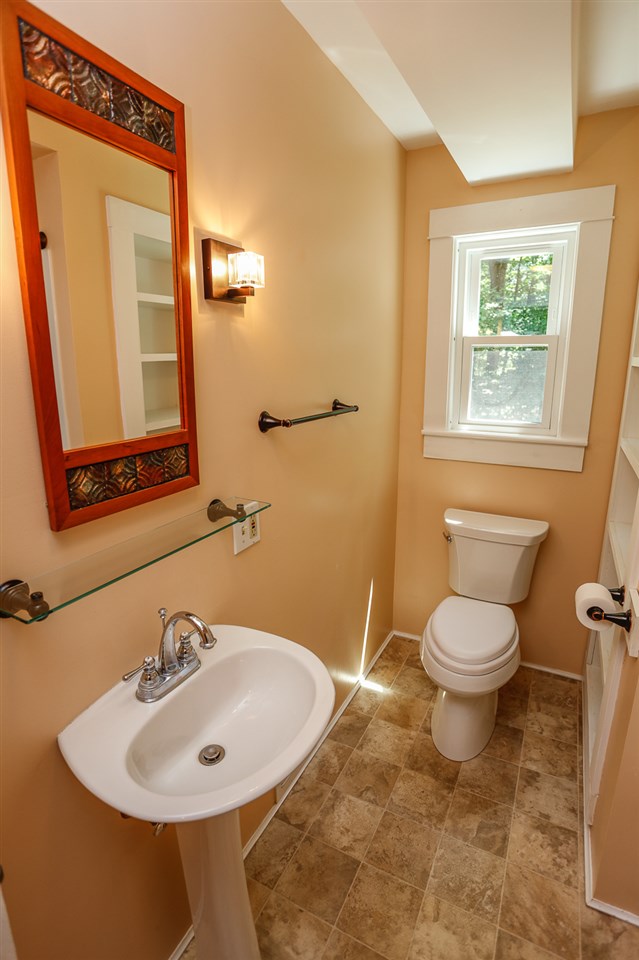 537 Upper Straw Road Hopkinton, NH 03229 - Photo 26 of 40 Gallery Image 26
