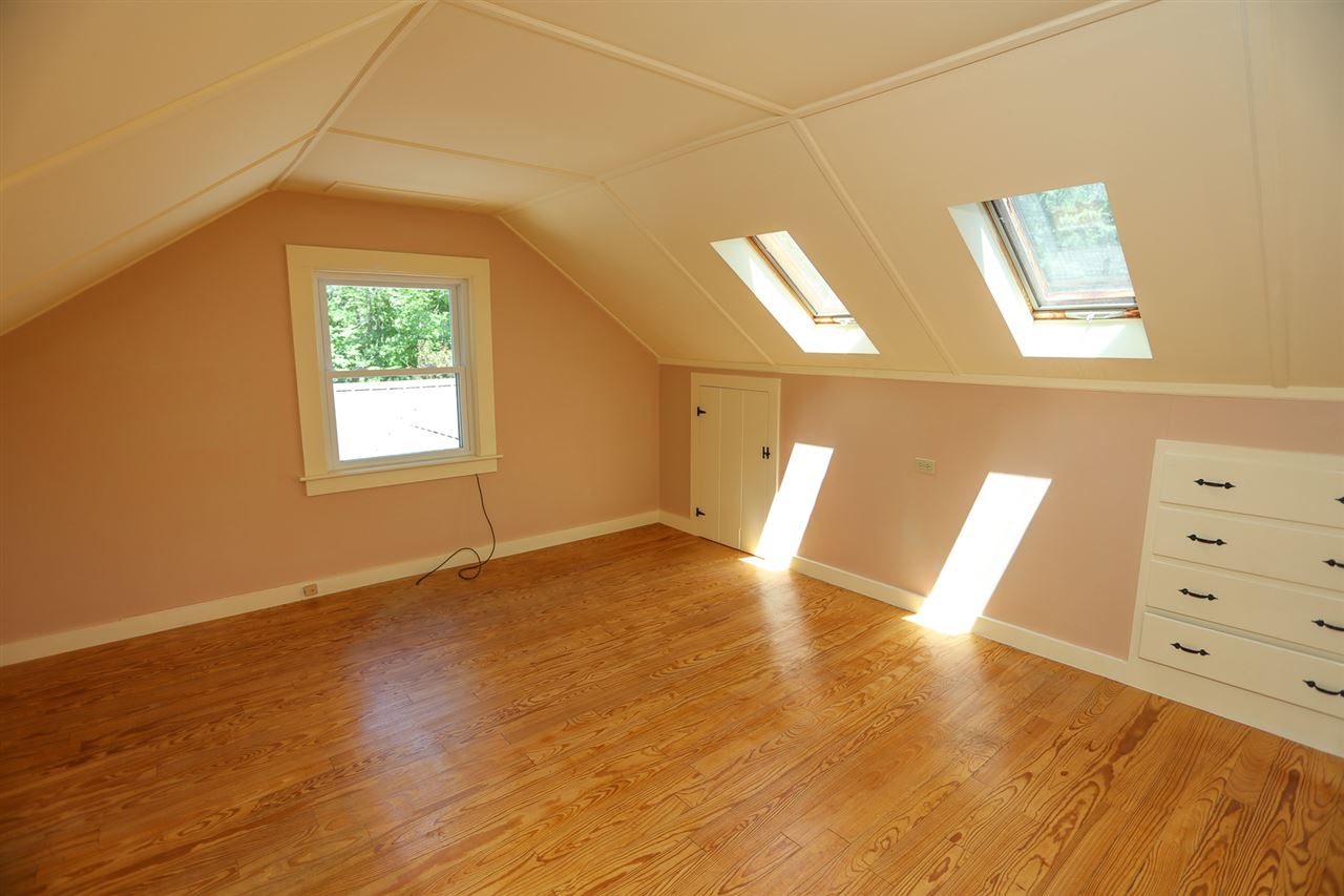 537 Upper Straw Road Hopkinton, NH 03229 - Photo 34 of 40 Gallery Image 34