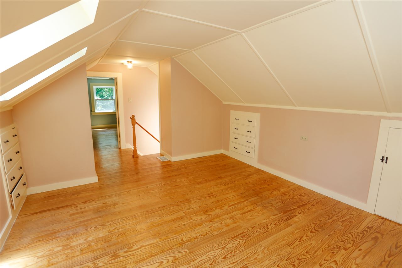 537 Upper Straw Road Hopkinton, NH 03229 - Photo 35 of 40 Gallery Image 35