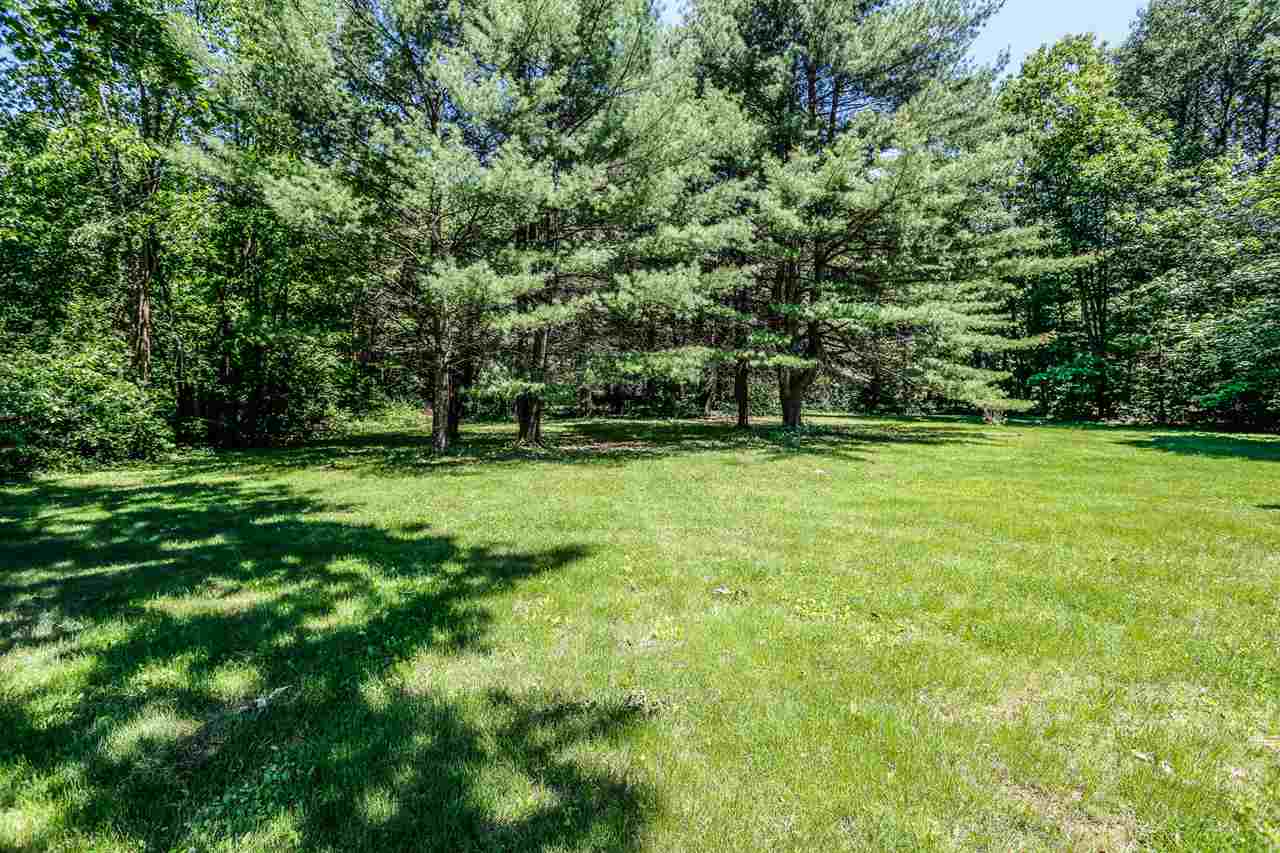 537 Upper Straw Road Hopkinton, NH 03229 - Photo 8 of 40 Gallery Image 8