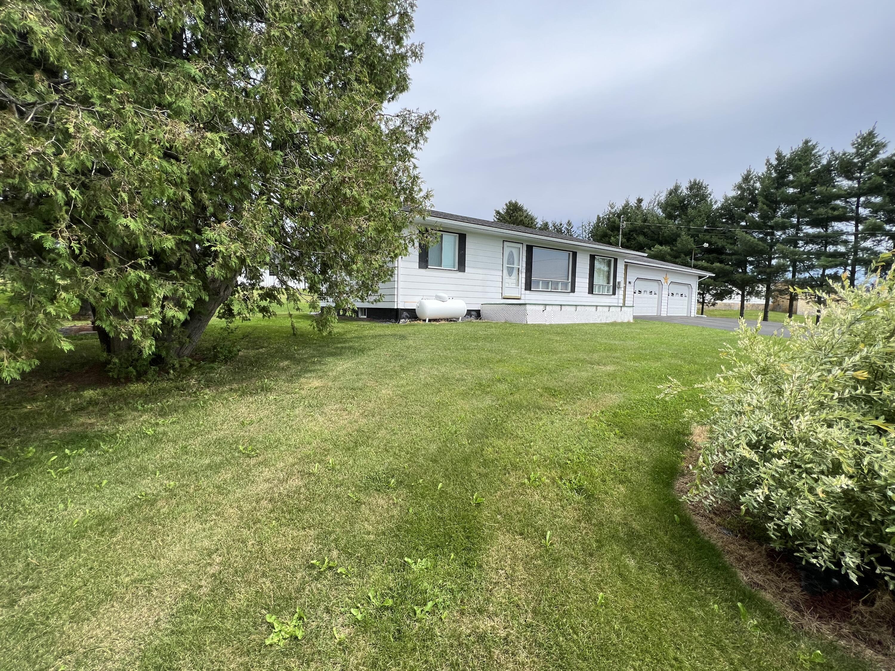 95 Cleveland Road St. Agatha, ME 04772 - Photo 5 of 56 IMG_3251(1)