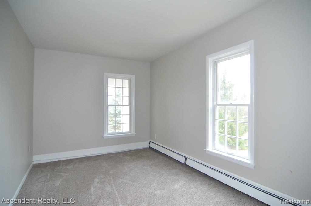 1608 Walton Boulevard Rochester Hills, MI 48309 - Photo 8 of 10