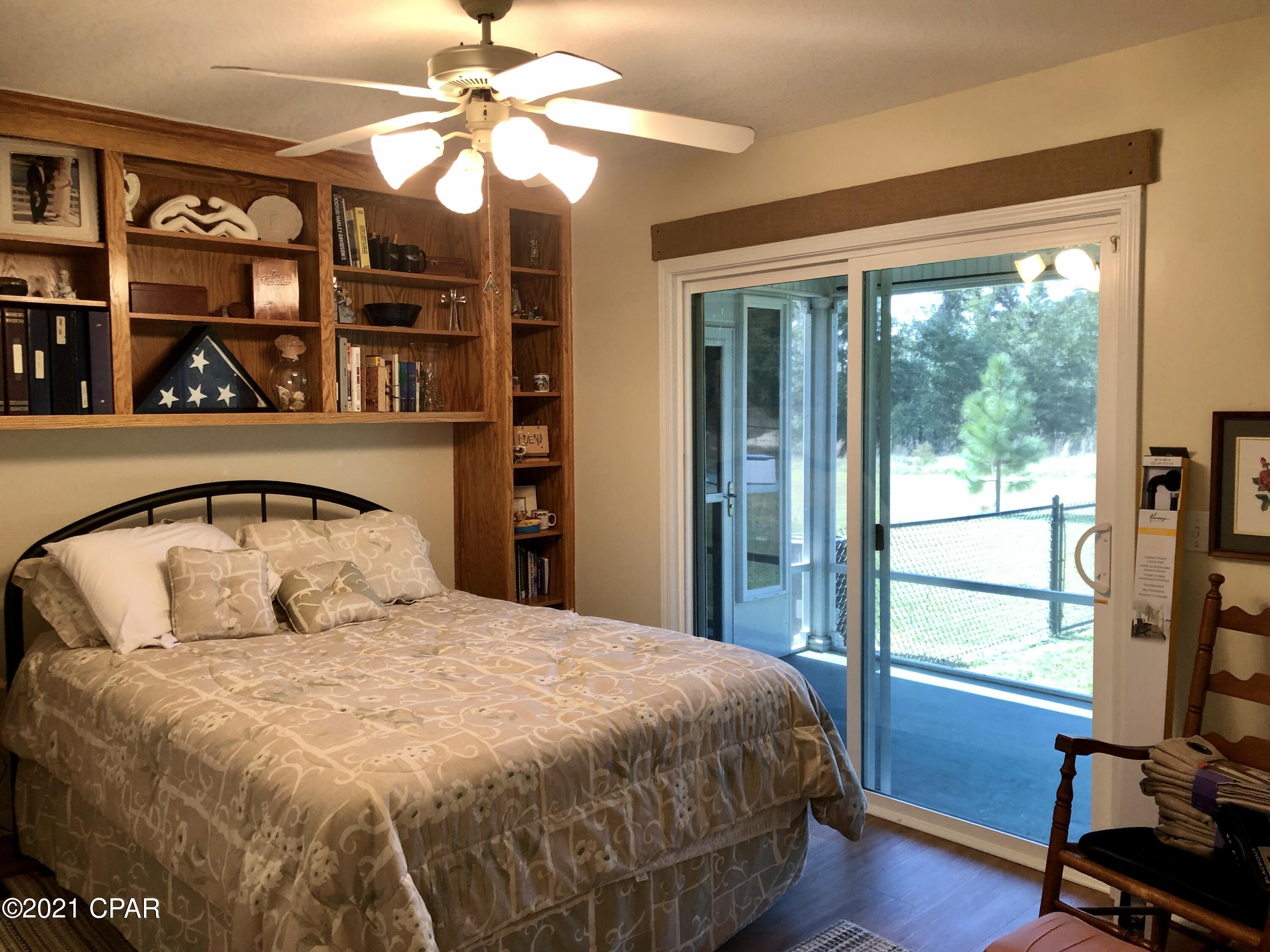 5013 Timberlane Road Bascom, FL 32423 - Photo 11 of 58