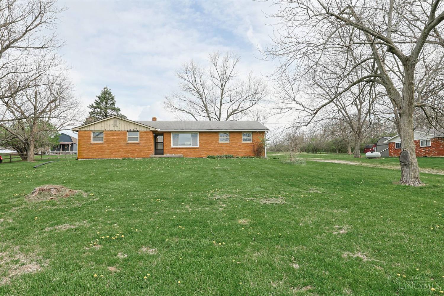 3204 Tolbert Road Hamilton, OH 45011 - Photo 1 of 43 Gallery Image 1