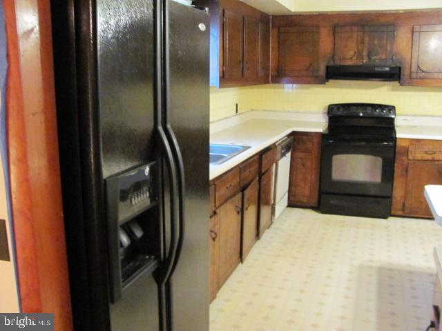 4928 Drawbridge Road Cambridge, MD 21613 - Photo 6 of 14 kitchen3