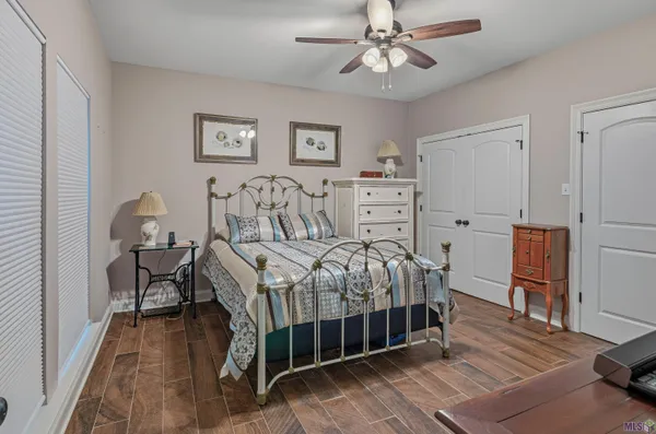 $250,000 | 11231 Tracy Street, St. Amant, LA 70774