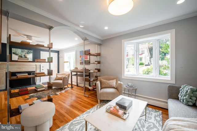 $950,000 | 401 Tennessee Avenue, Alexandria, VA 22305