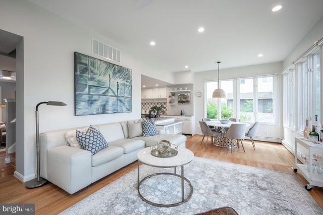 $950,000 | 401 Tennessee Avenue, Alexandria, VA 22305