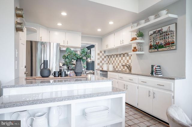 $950,000 | 401 Tennessee Avenue, Alexandria, VA 22305