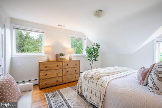 $950,000 | 401 Tennessee Avenue, Alexandria, VA 22305