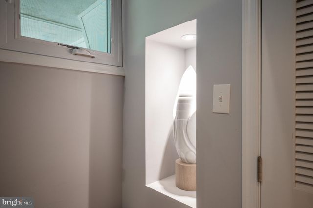 $950,000 | 401 Tennessee Avenue, Alexandria, VA 22305