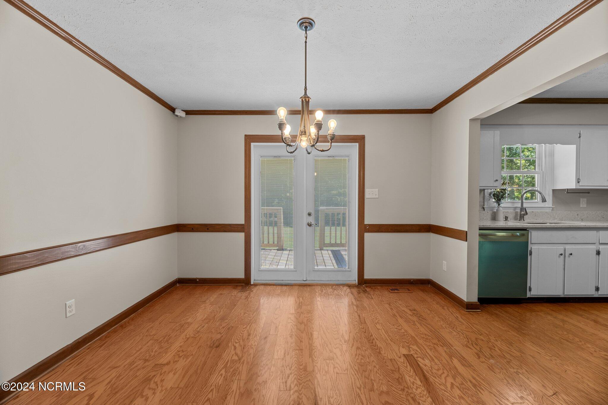 103 Cliff Ridge Road New Bern, NC 28560 - Photo 16 of 52 28-web-or-mls-DSC_3122