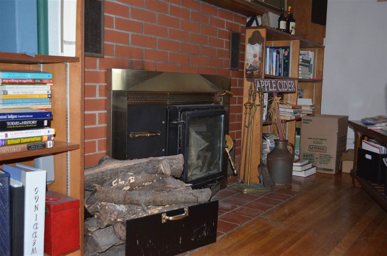 95 Skyview Road Manchester, NH 03104 - Photo 12 of 32