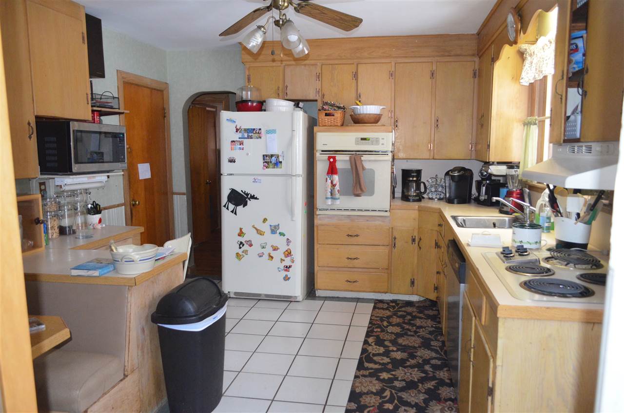 95 Skyview Road Manchester, NH 03104 - Photo 16 of 32