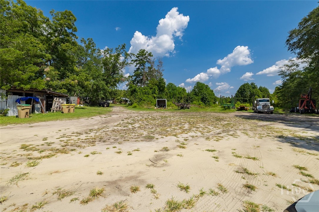 489 Noel C Conaway Road Guyton, GA 31312 - Photo 11 of 25