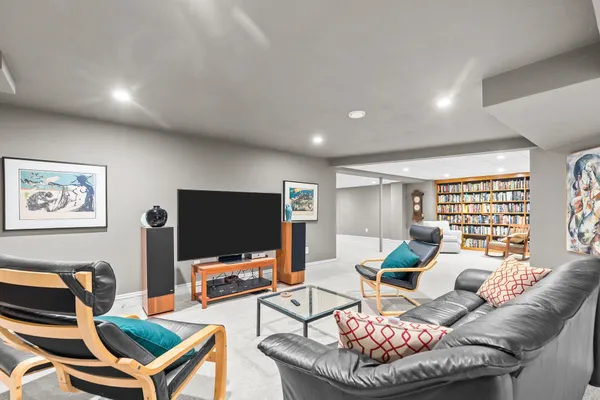 $479,900 | 2134 Sunrise Drive, Appleton, WI 54914