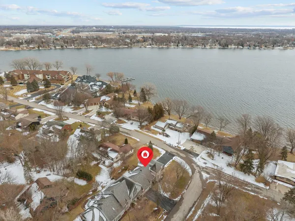 $479,900 | 2134 Sunrise Drive, Appleton, WI 54914