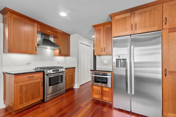 $479,900 | 2134 Sunrise Drive, Appleton, WI 54914