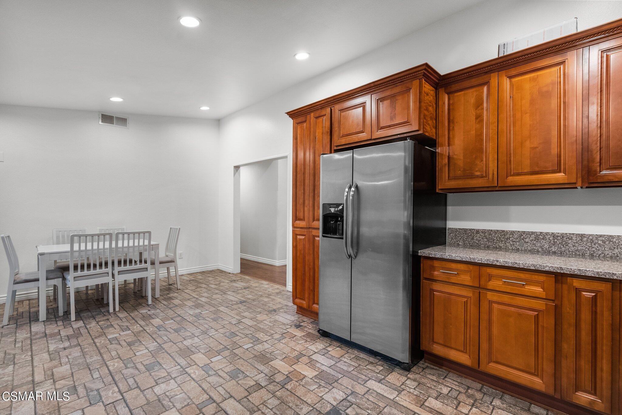 6581 North Duke Street Moorpark, CA 93021 - Photo 10 of 29 20-web-or-mls-DSC05189