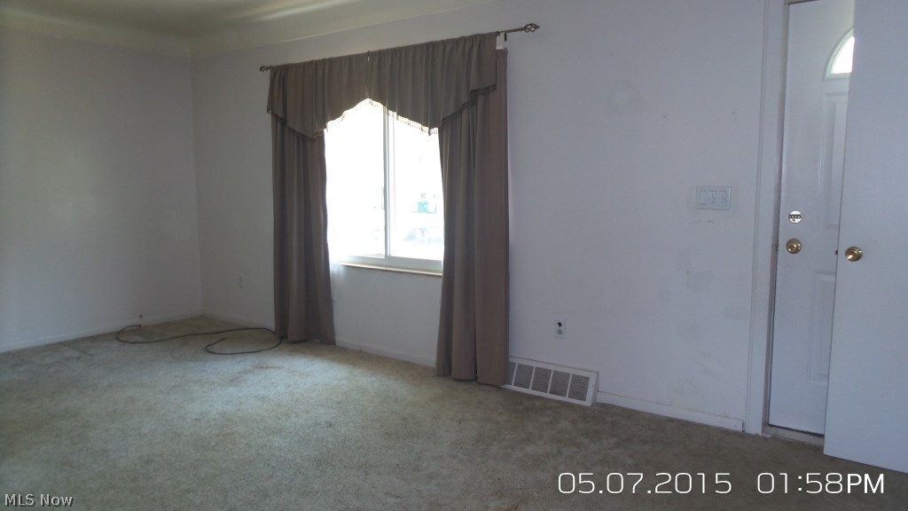 17580 Redwood Road Lake Milton, OH 44429 - Photo 2 of 7 Gallery Image 2