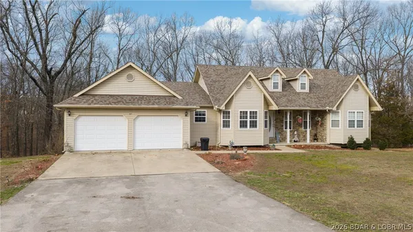 $449,900 | 65 Cricket Lane, Linn Creek, MO 65052