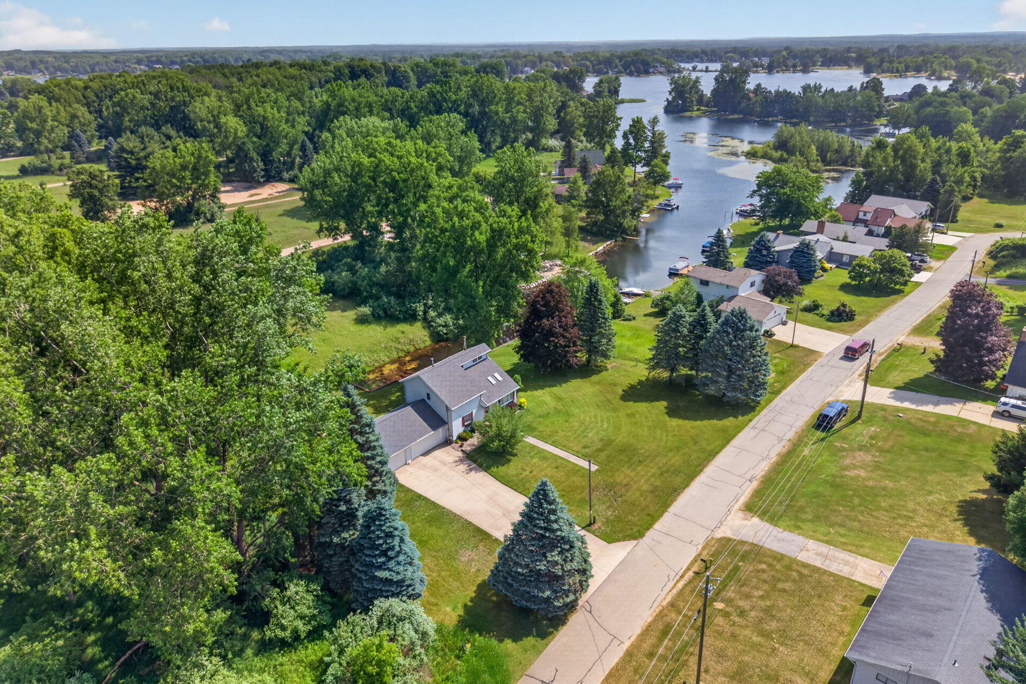 11520 North Lookout Ridge Canadian Lakes, MI 49346 - Photo 8 of 45 40-web-or-mls-DJI_20260701231459_0230_D-