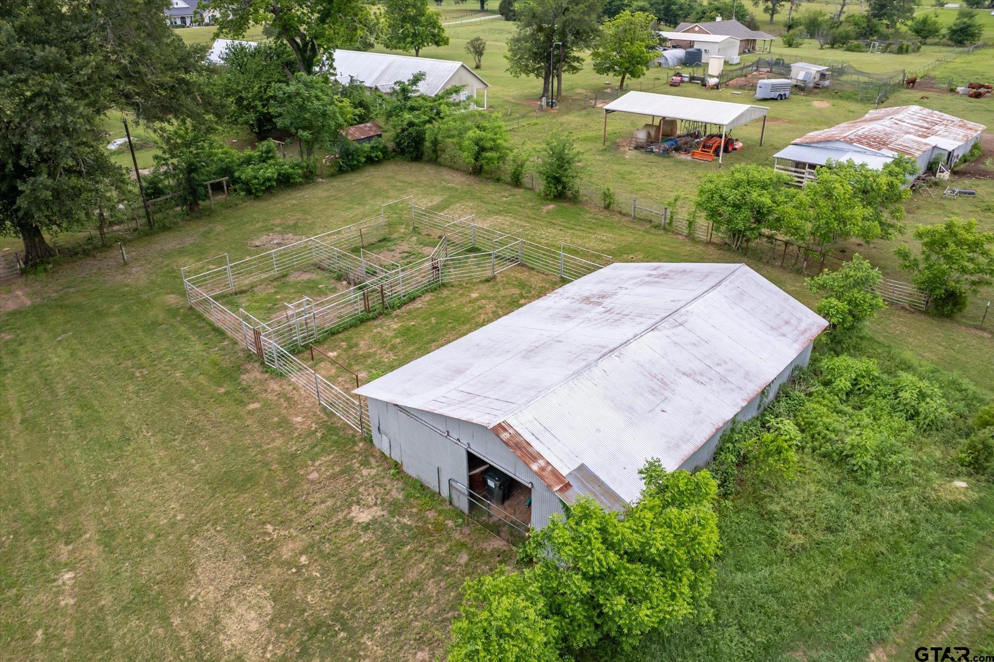 881 VZ County Road Ben Wheeler, TX 75754 - Photo 6 of 47