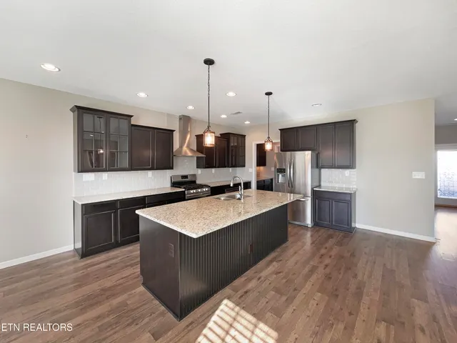 $620,000 | 1703 Glen Shady Boulevard, Knoxville, TN 37922