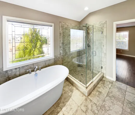 $620,000 | 1703 Glen Shady Boulevard, Knoxville, TN 37922