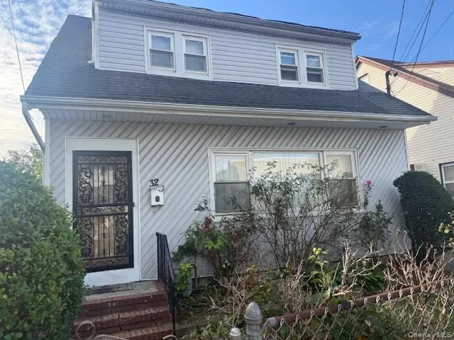 $549,000 | 32 Dawes Avenue, Roosevelt, NY 11575