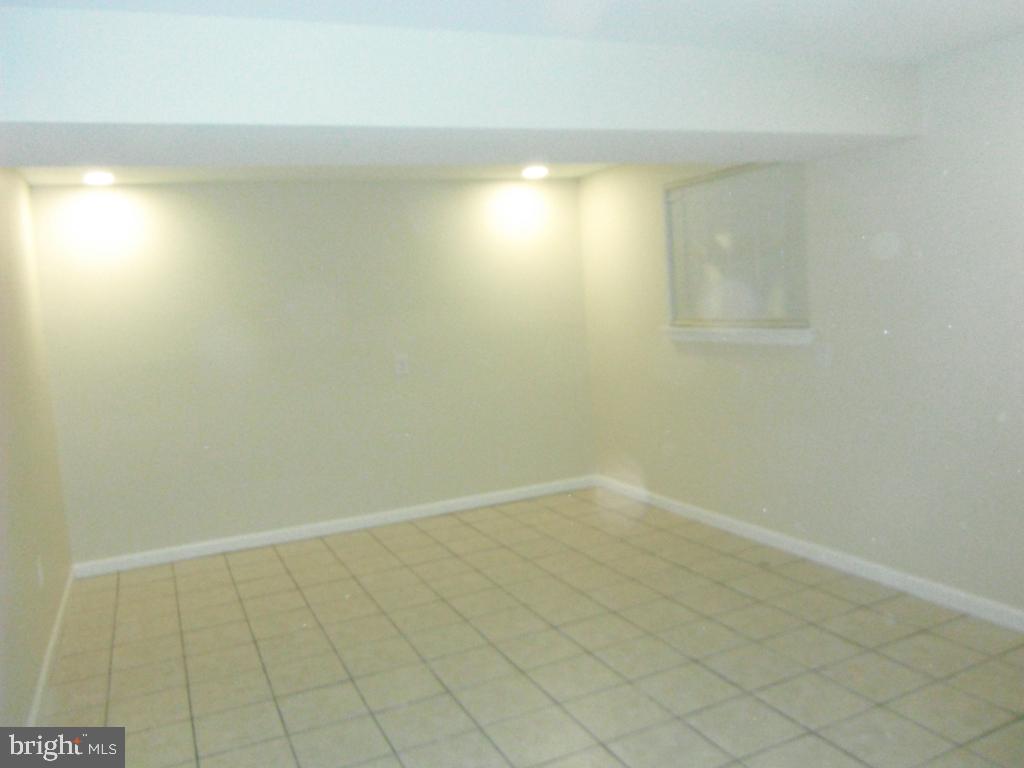 304 University Avenue Pemberton, NJ 08068 - Photo 16 of 18