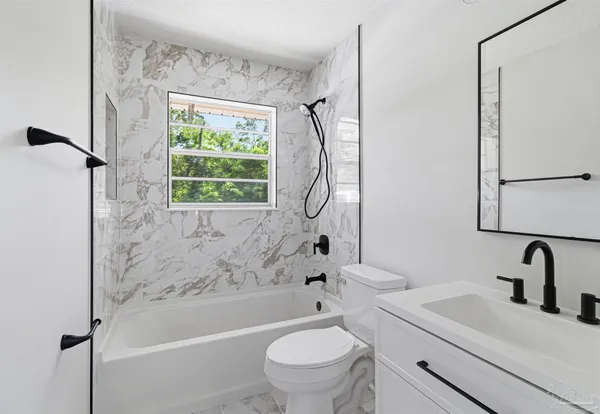 $245,900 | 10501 Hwy 97 A Mcdavid, McDavid, FL 32568