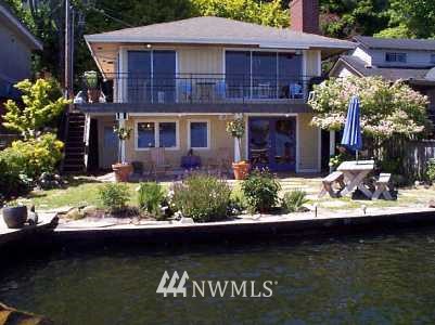 10758 Riviera Place Northeast Seattle, WA 98125 - Photo 1 of 1 Gallery Image 1