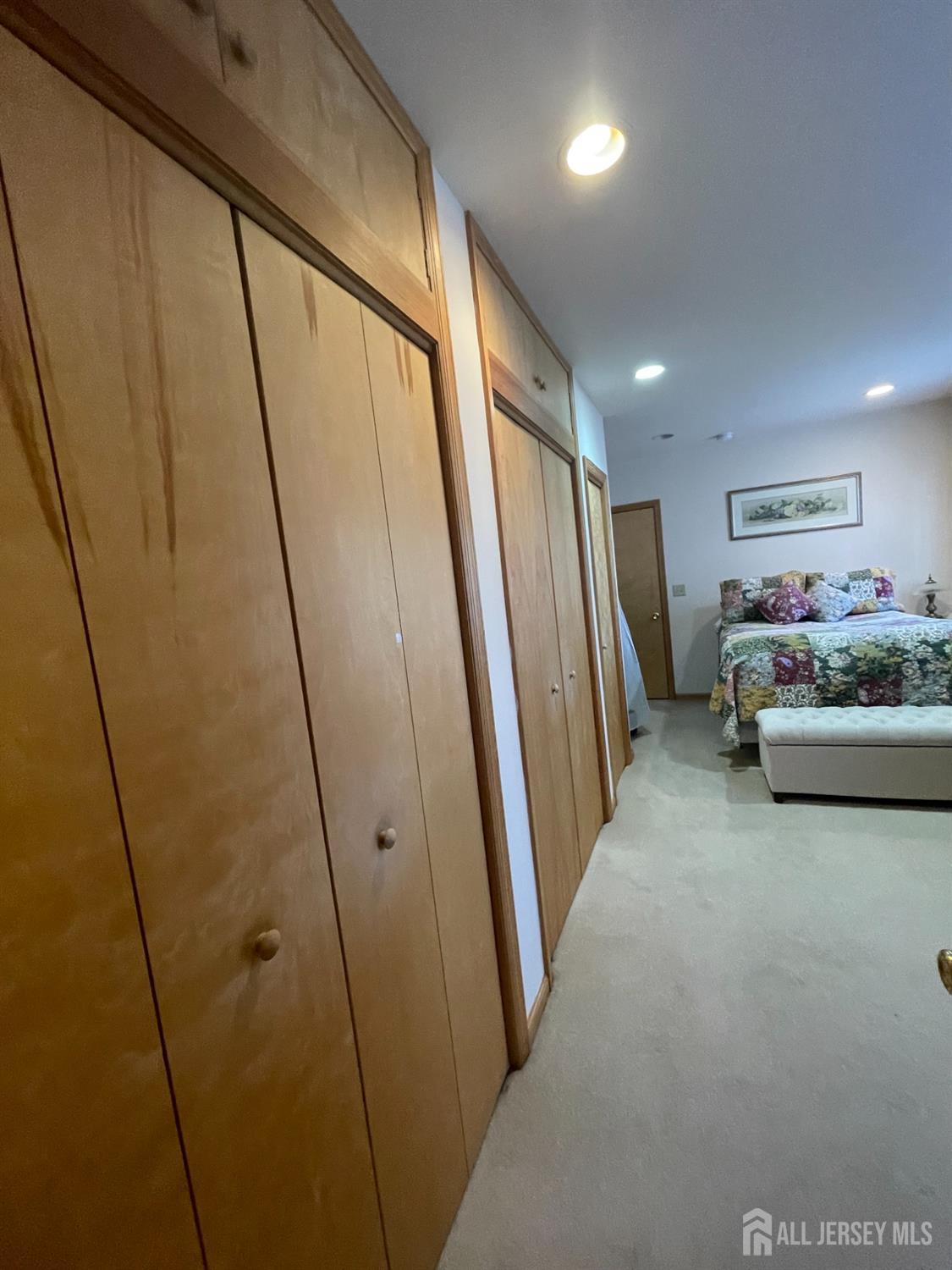 304 John Street Middlesex, NJ 08846 - Photo 7 of 11