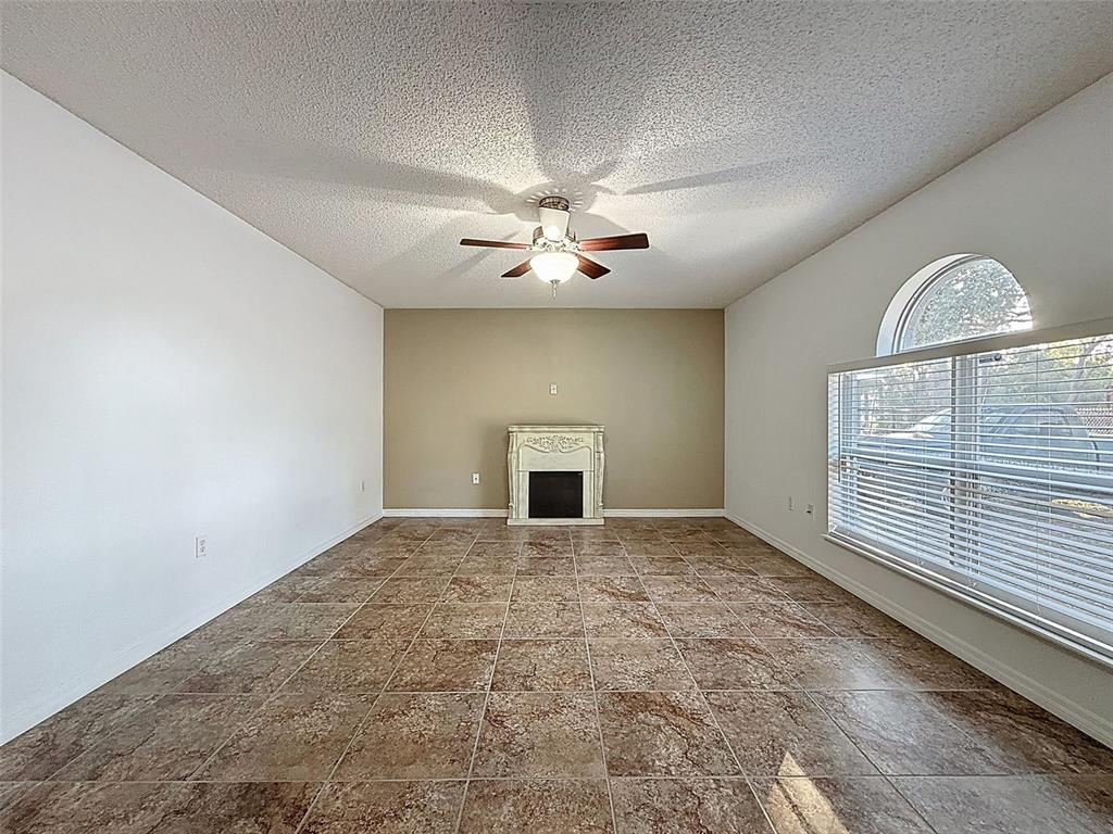 3181 Deltona Boulevard Spring Hill, FL 34606 - Photo 21 of 51