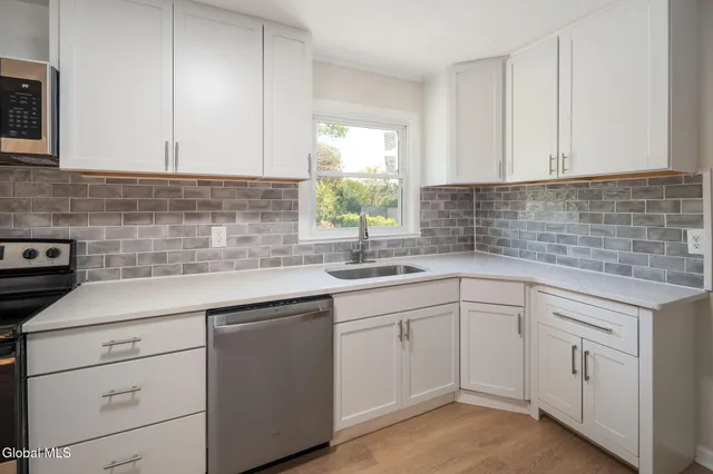 $269,999 | 35 Virginia Boulevard, Glenville, NY 12302