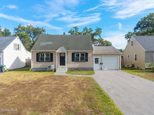 $269,999 | 35 Virginia Boulevard, Glenville, NY 12302