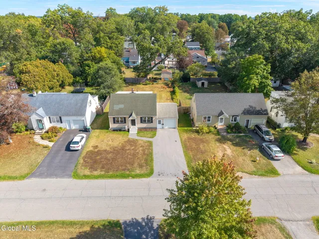 $269,999 | 35 Virginia Boulevard, Glenville, NY 12302